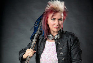 Jennifer Batten