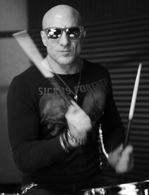 ev_mosaic_carsousel_0007_kennyaronoff_2244x2730.jpg